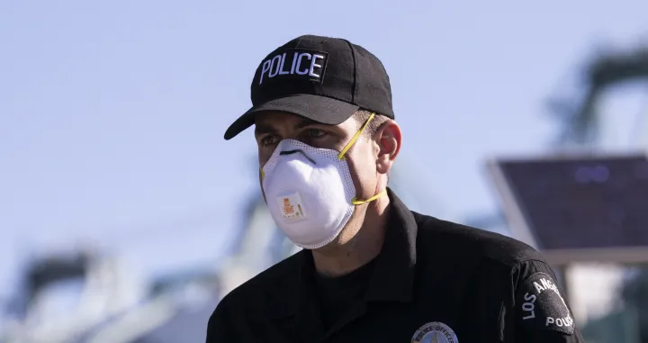 Novi zakon u Americi: &Scaron;irenje koronavirusa ka&scaron;ljanjem je novi oblik terorističkih napada