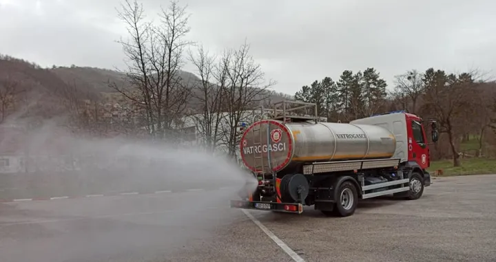 Dezinfikovane centralna ulica u Vogo&scaron;ći, te ulice u naselju Svrake