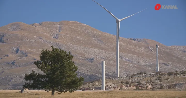 (VIDEO) Provjerili smo kako napreduju radovi na vjetroparku Podveležje