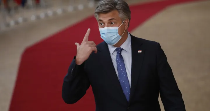 Plenković opet ismijava Milanovića: On je opsjednut sa mnom, dam mu 10 bodova prednosti i ne može me pobijediti
