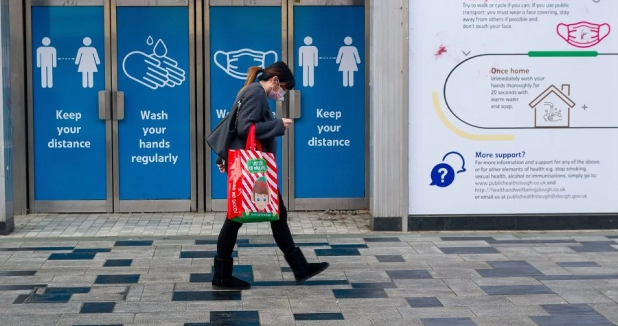 Promjena će stupiti na snagu u ponedjeljak u 4 ujutro po britanskom vremenu/Agencije