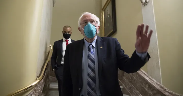 (FOTO) Ukrao šou na inauguraciji: Američki političar glavna tema šala na internetu