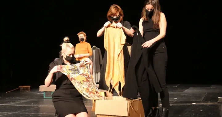 Predstava "Gdje se kupuju nježnosti": Put jezikom u srce mraka