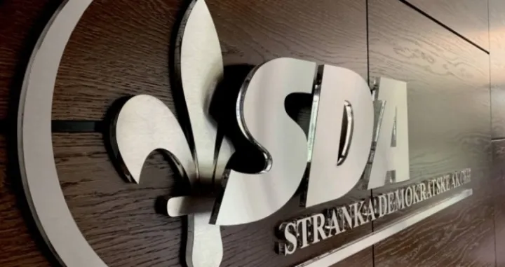 SDA: Ljekari su na izmaku snage, krajnje vrijeme je da Vlada KS prestane sa prepirkama i populizmom