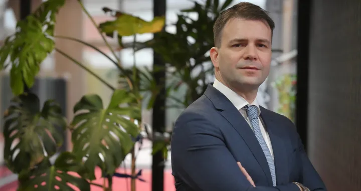 Životna priča Nedima Makarevića: Od izbjeglice do ambasadora