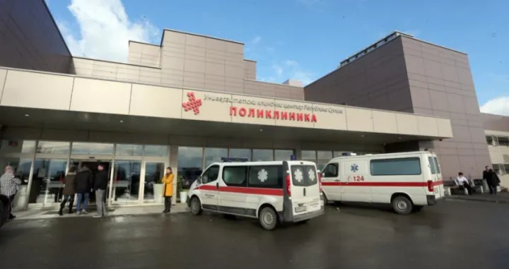 (VIDEO) Haos na UKC RS-u / Pogledajte u kakvim uslovima se liječe građani