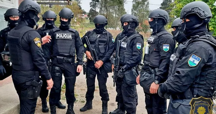 Uhapšeno sedam hakera: Prvo krali identitete ljudi, a potom im uzimali novac