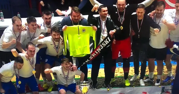 Biv&scaron;i igrač prvaka BiH progla&scaron;en za najboljeg igrača "Kutije &scaron;ibica": Ovo je za Ketu, njegovu porodicu, prijatelje i sve Mostarce