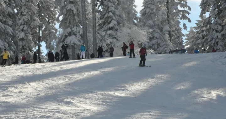 Najneobičnije planinsko područje BiH krije Kraji&scaron;ku ljepoticu od koje zastaje dah: Navucite skije i uživajte na stazama Kozare po povoljnim cijenama