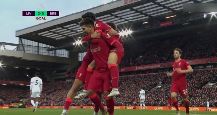 (VIDEO) Minamino zatresao mrežu Brentforda, gol na perfektan način opisuje sistem igre koji preferira Jurgen Klopp