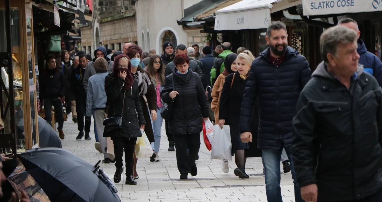 &Scaron;etnja ferhadija sezonska gripa/Senad Gubelić