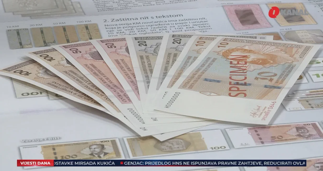U policiji navode kako sporne novčanice izgledom autentično odgovaraju legalnima/