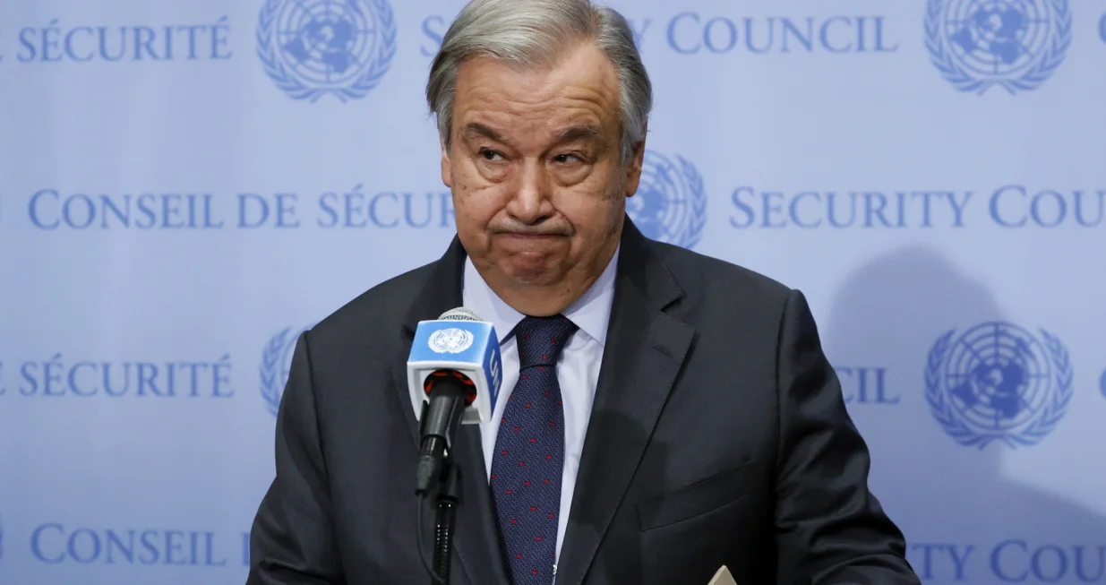 epa09777724 United Nations Secretary General Antonio Guterres reacts after briefing reporters on the situation on the Ukraine-Russia borders, at United Nations headquarters in New​ York, New York, USA, 22 February 2022. EPA/JASON SZENES/Jason Szenes