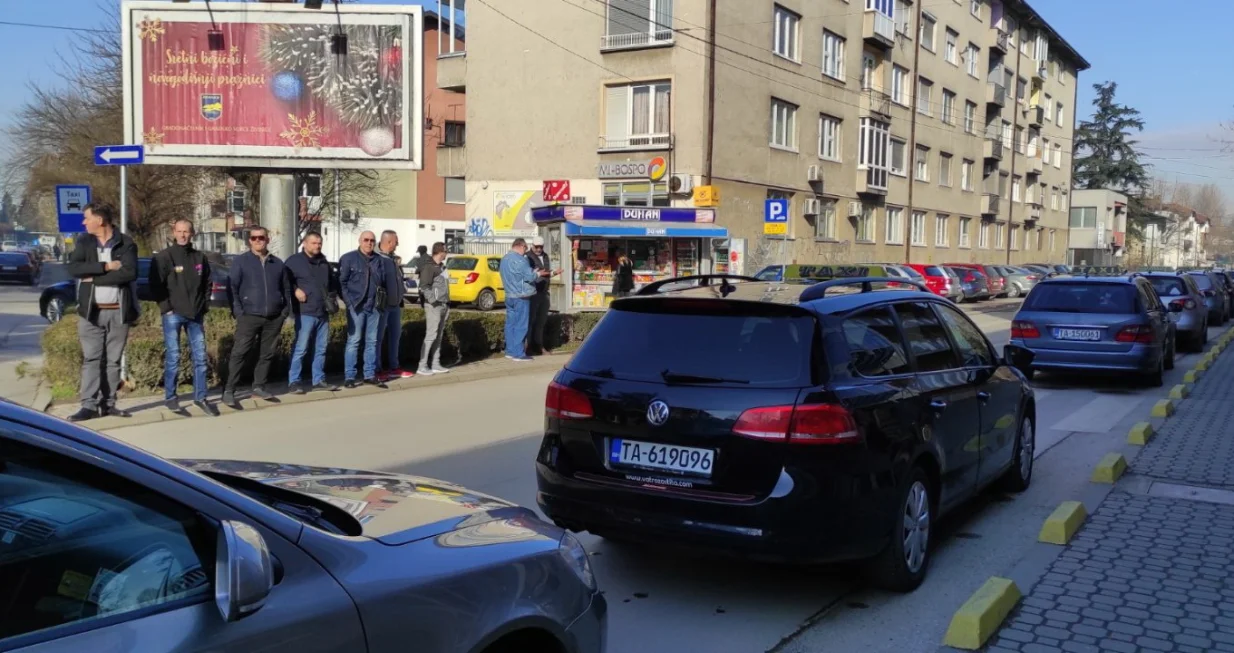 Taksisti Živinice/Vahidin Mujagić/