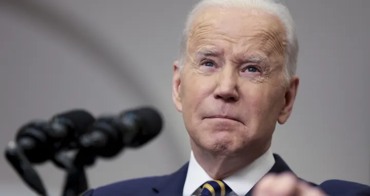 epa09810575 US President Joe Biden announces actions to continue to hold Russia accountable for its war on Ukraine in the Roosevelt Room of the White House, in Washington, DC, USA, 08 March 2022. EPA/Oliver Contreras/POOL/Oliver Contreras/Pool