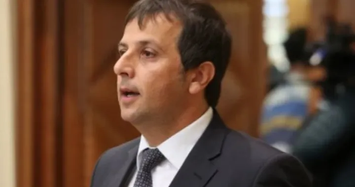 Vukanović://