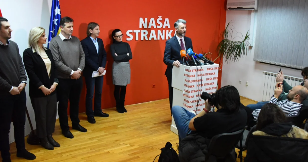 naša stranka <br>hayat/