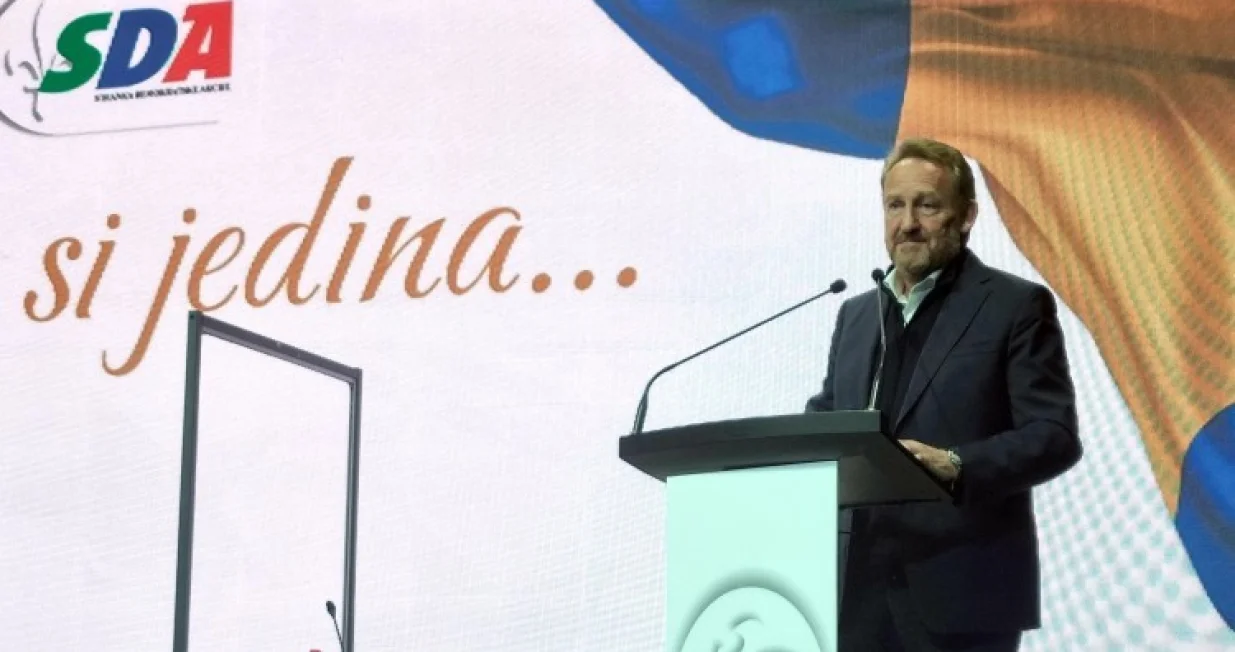 Bakir Izetbegović/Fena/