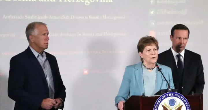 Američki senatori press/Didier Torche