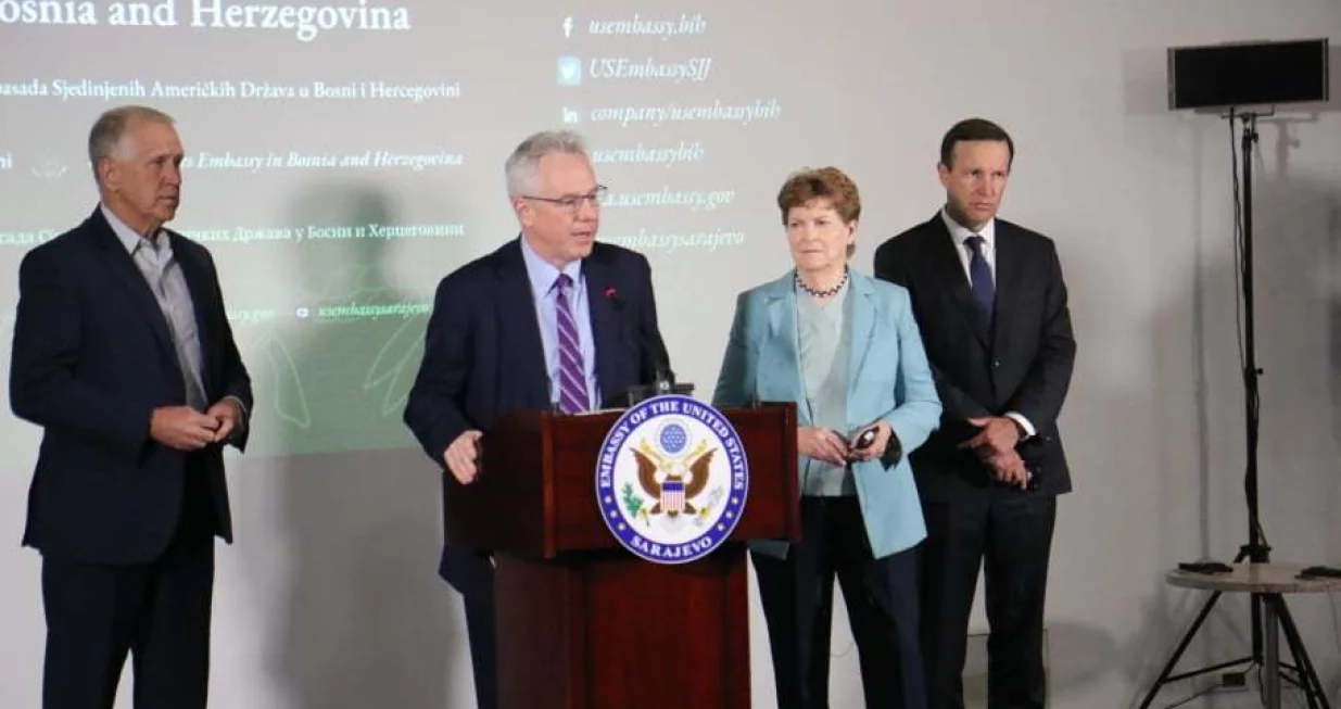 Američki senatori press/Didier Torche