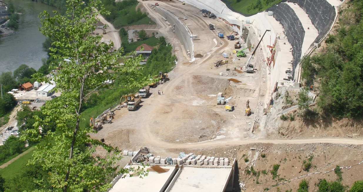 dionica 2 - Nemila - Vranduk, izgradnja potpornih zidova/Muhamed Tunović