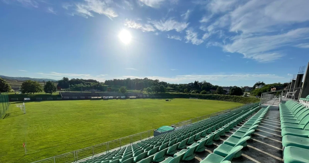 stadion Banja Ilidža - NK Zvijezda Gradačac 