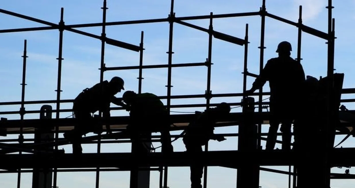 radnici na građevini ilustracija<br>/