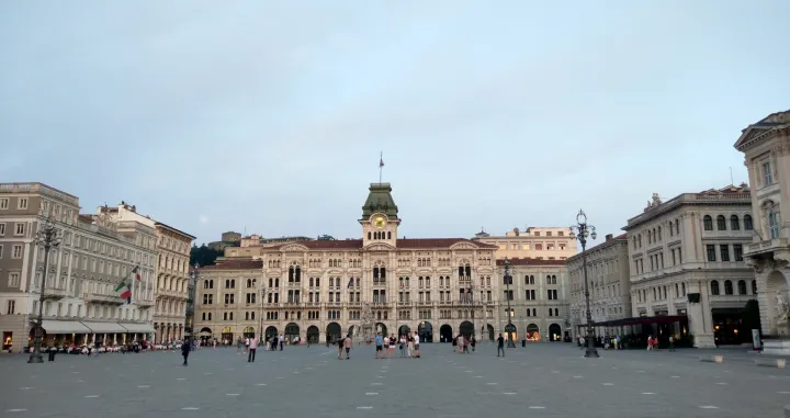 Impresivna Piazza Unità d'Italia Foto: Nisad Selimović