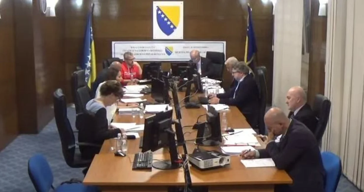 Arnatović: CIK BiH je jutros održala kolegij na kojem je razmotrila veći broj primjedbi na tok izbornog procesa u RS-u/