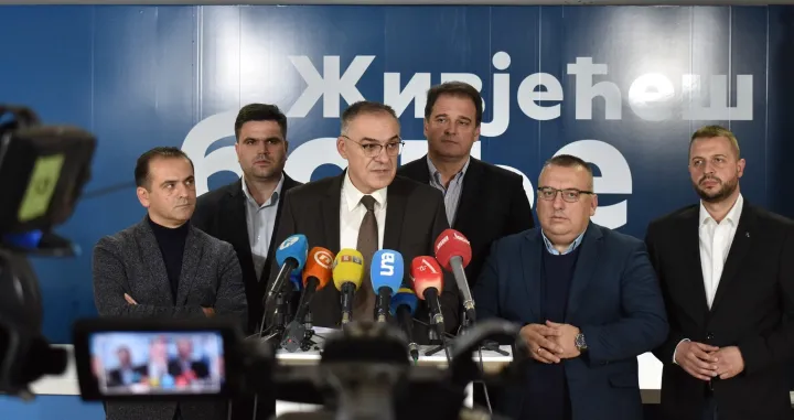 sds glavni odbor SDS izabrao vršioce dužnosti članova Predsjedništva stranke/