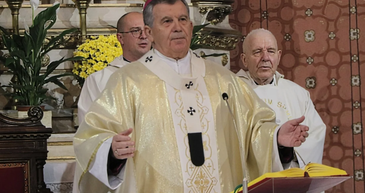 Misa u katedrali Srca Isusova predslavi vrhbosanski nadbiskup mon. Tomo Vuk&scaron;ić/Senad Gubelić