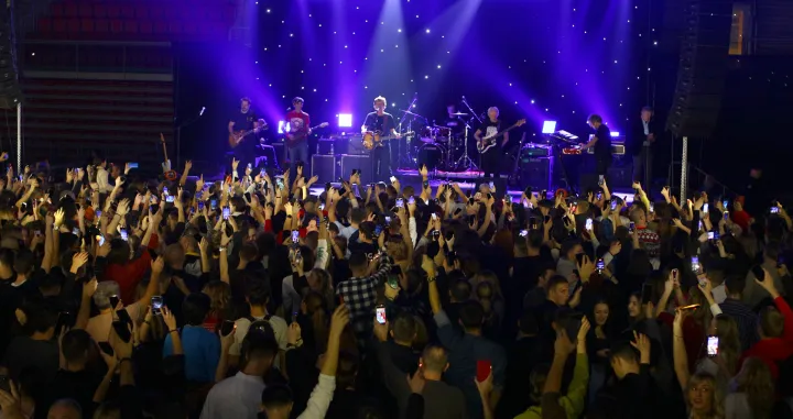 koncert Bajaga i instruktori u Zenici/Muhamed Tunović