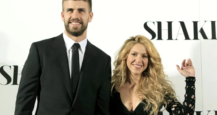 epa09995331 (FILE) - Colombian singer Shakira (R) poses for the media with her partner, FC Barcelona defender Gerard Pique (L), during the presentation of her new album 'Shakira' in Barcelona, Spain, 20 March 2014 (reissued 04 June 2022). Shakira confirmed that she is separating from the soccer player Pique in a statement released on 04 June 2022. The couple has two children together. EPA/ANDREU DALMAU/Andreu Dalmau