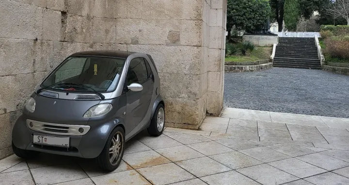 Smart u Dioklecijanovoj palači/ Facebook/