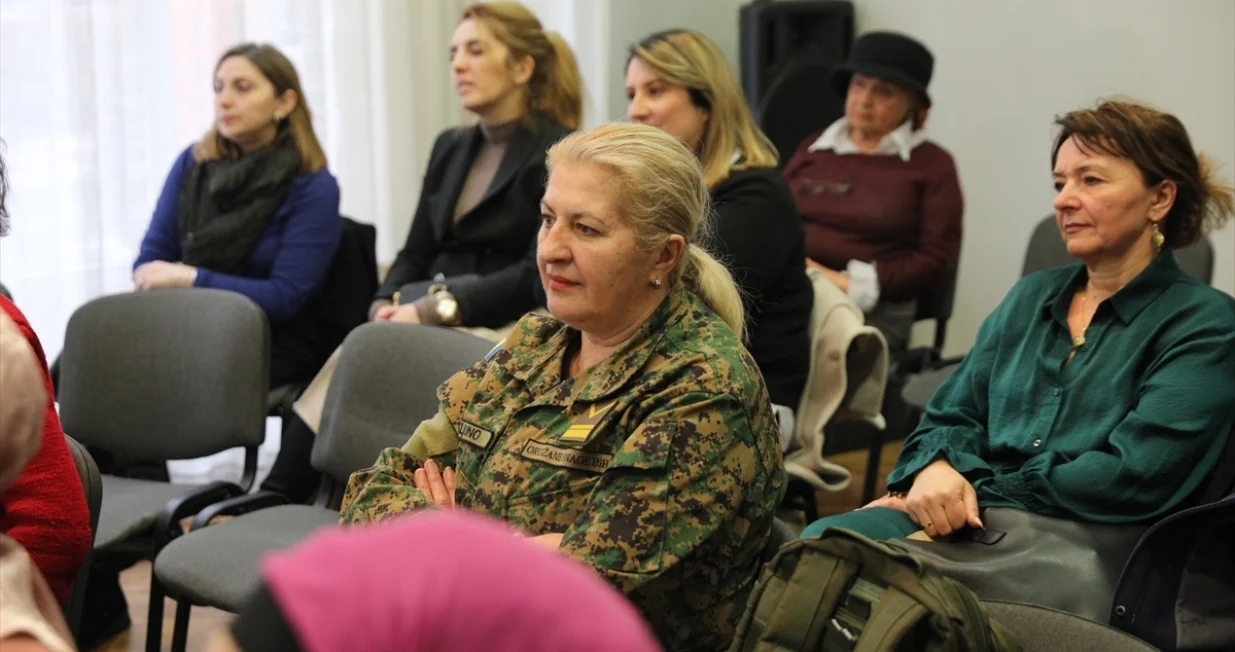 Javna tribina "Ženske asocijacije u odbrani Republike Bosne i Hercegovine"/Anadolija