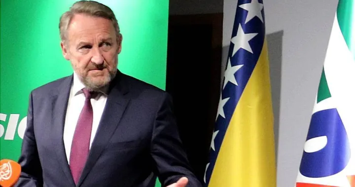 Bakir Izetbegović na press konferenciji/Didier Torche/