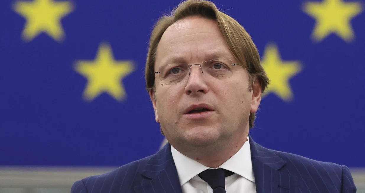 epa10252555 European Commissioner for Neighbourhood and Enlargement, Oliver Varhelyi, speaks during a debate on 'EU-Western Balkans relations in light of the new enlargement package', at the European Parliament in Strasbourg, France, 19 October 2022. The session runs from 17 till 20 October. EPA/JULIEN WARNAND/Julien Warnand