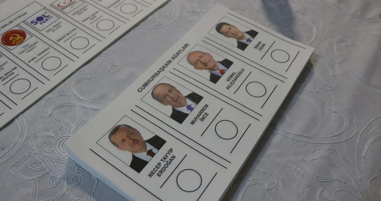 Izbori u Turskoj (Turska), glasanje, biračko mjesto: Priština (Kosovo)/Anadolija