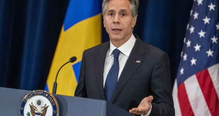 epa10355423 US Secretary of State Antony Blinken addresses a joint press conference with foreign ministers (not pictured) from Finland and Sweden at the US State Department in Washington, DC, USA, 08 December 2022. Blinken said he expects Finland and Sweden to join NATO despite objections raised by Turkey. EPA/SHAWN THEW/Shawn Thew