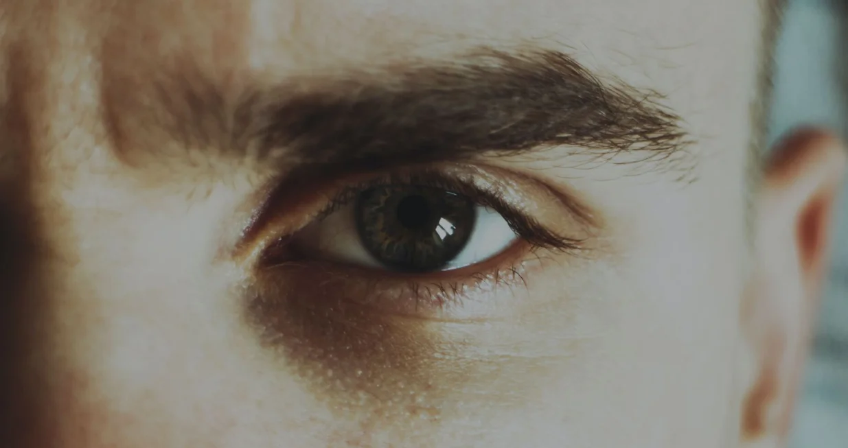 oko, pogled, momak, mu&scaron;karac, ego, egoist/Unsplash