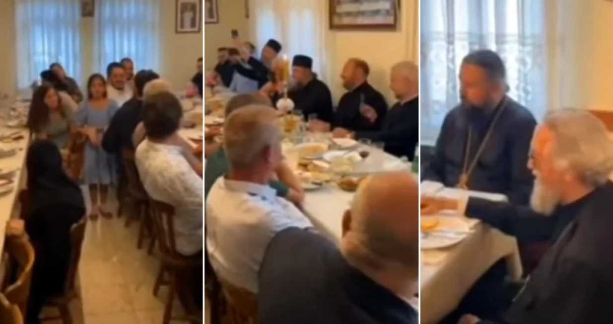 Svećenici i djeca oda dodiku/