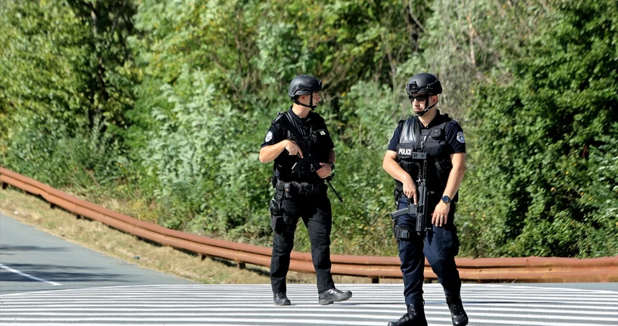 Kontrola puteva na Kosovu, policija Kosova, kosovska policija, policajci, Banjska (općina Zvečan, Kosovo)/Anadolija
