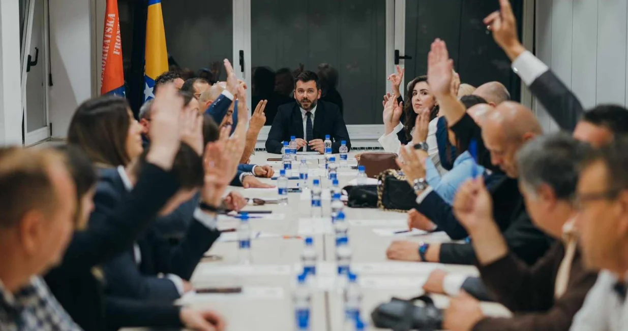 Izabran Kantonalni odbor DF Sarajevo, Albin Zuhric predsjednik/