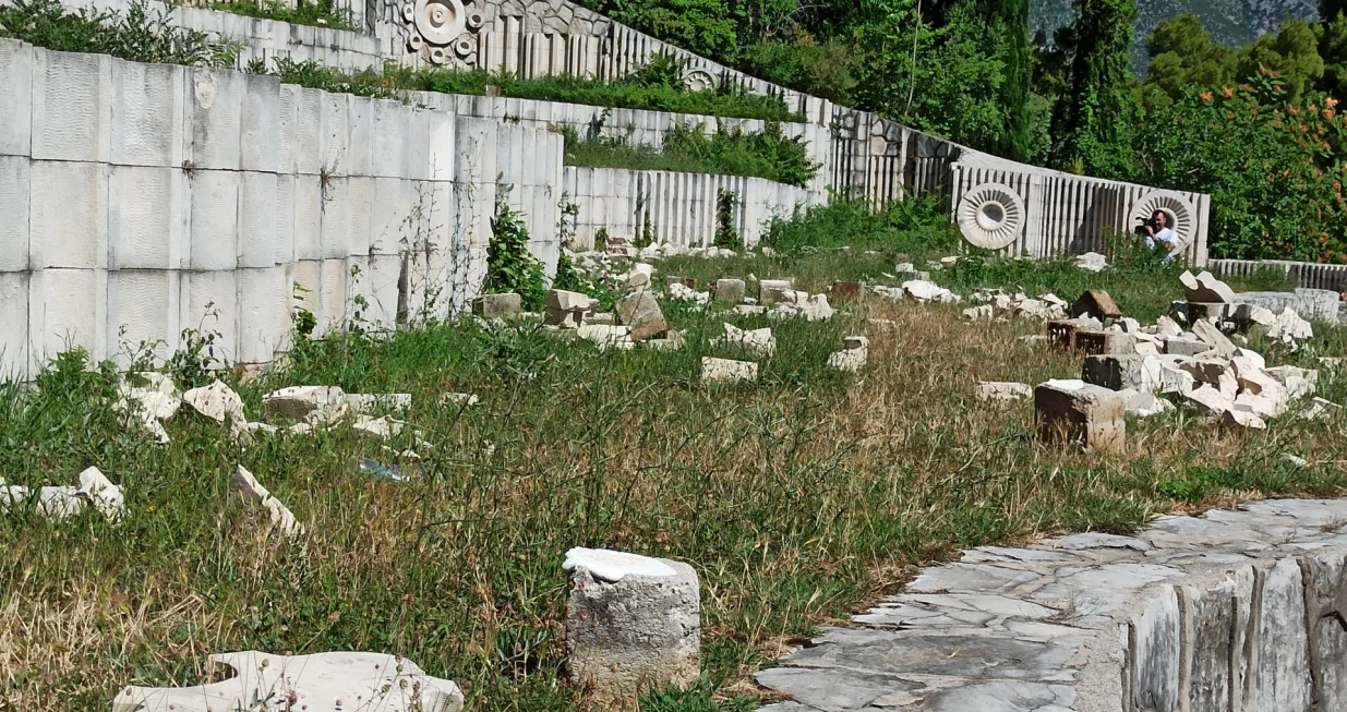 Partizansko groblje/