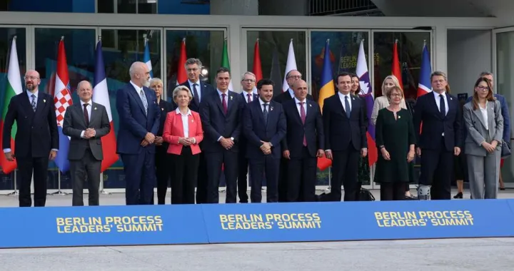 SASTANAK TIRANA/Fena