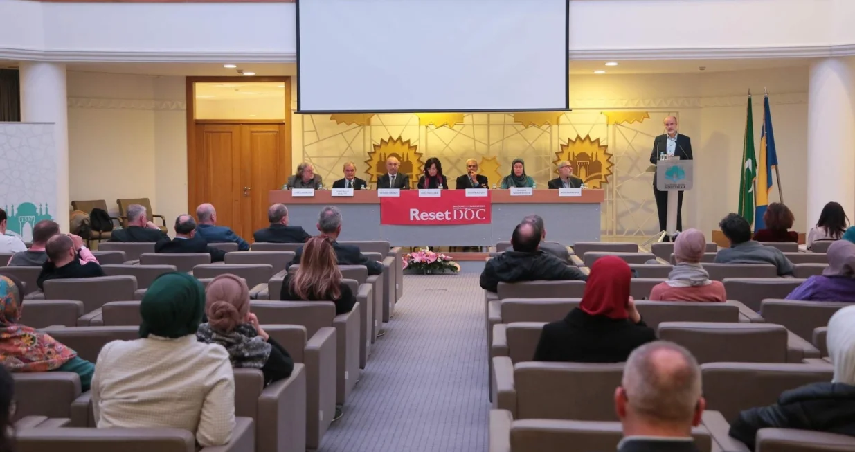 Tribina "Islam i izazov pluralizma u globaliziranom svijetu"/