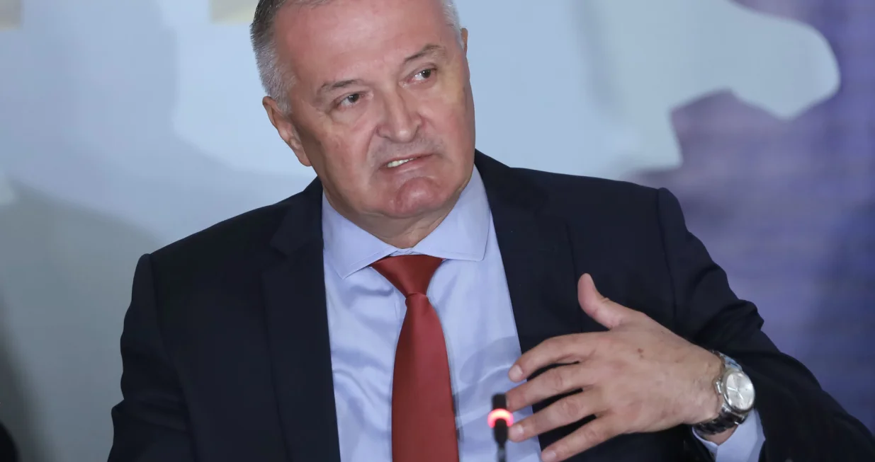 Ministar odbrane Bosne i Hercegovine Zukan Helez/Senad Gubelić