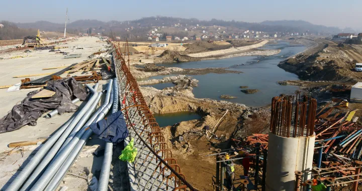 most Usora1na dionici auto puta Putnikovo bedo - Medakovo/Muhamed Tunović