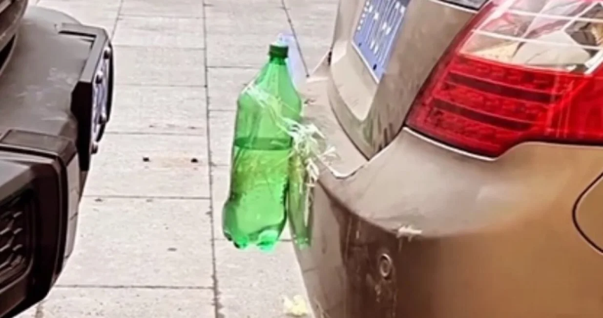 Izum koji radi i nije skup: Fla&scaron;a i crijevo kao parking senzor/Instagram/desiwarrior_tech