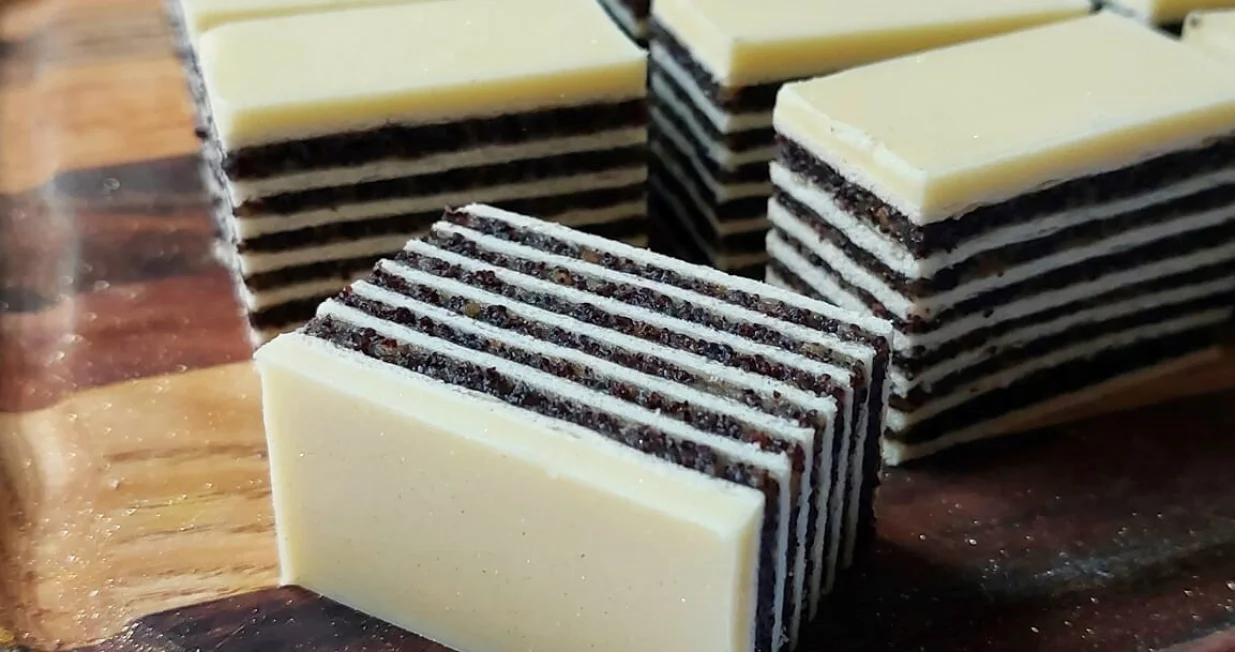 Kolač od bijele čokolade i maka, bijela čokolada/Facebook/moje Djakonije